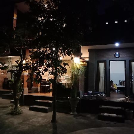 Ubud Taksu Homestay Exterior photo