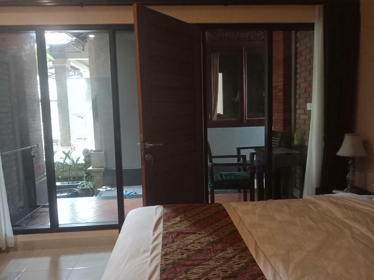 Ubud Taksu Homestay Exterior photo