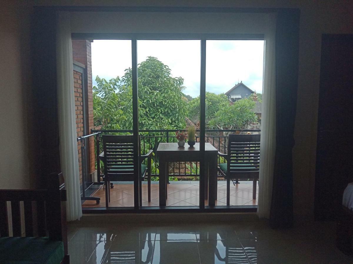 Ubud Taksu Homestay Exterior photo